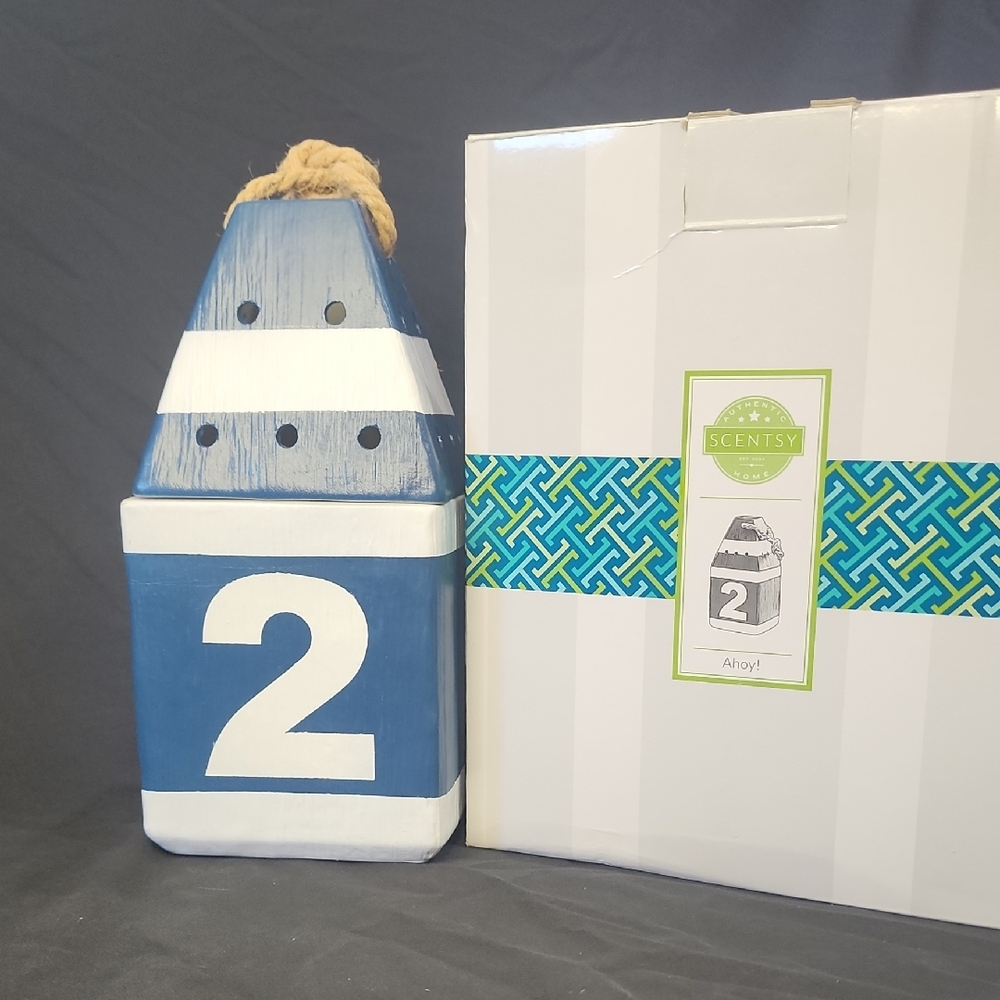 Scentsy Nautical Blue and White Buoy Warmer